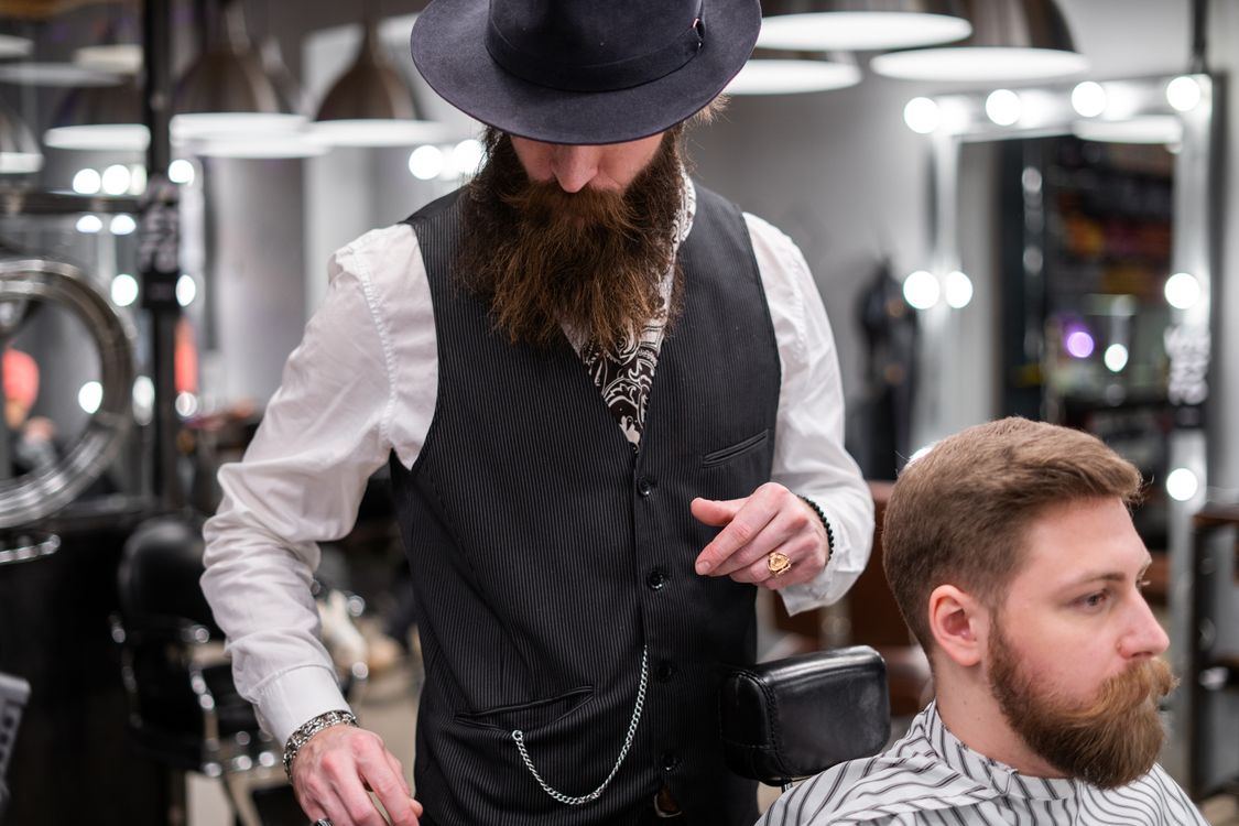 Arreglo de barba con navaja